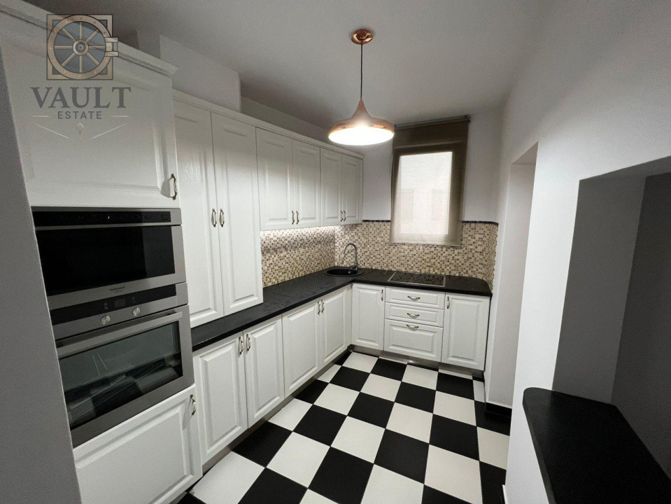 APARTAMENT 4 CAMERE -128 MP, BOXE  13 MP SI MANSARDA 9 MP -CALEA VICTORIEI