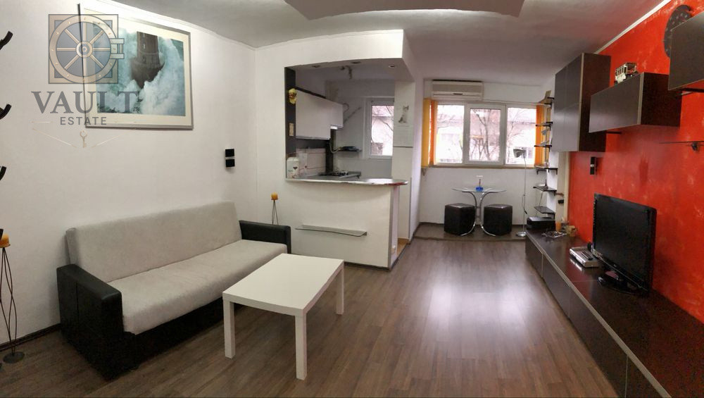 Garsoniera - Piata Minis-Etaj 2