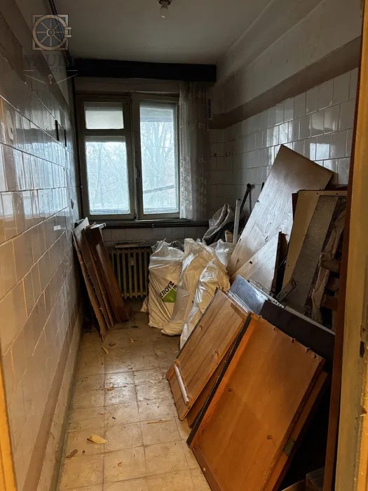 Apartament 2 camere Crangasi-Necesita renovare integrala