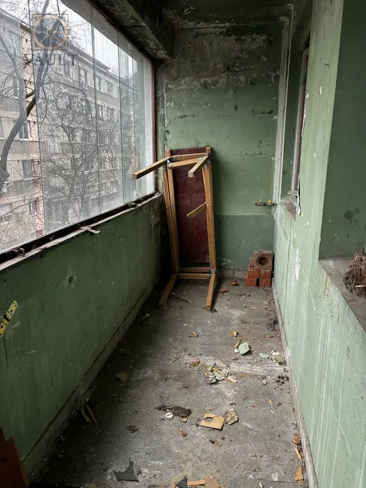 Apartament 2 camere Crangasi-Necesita renovare integrala