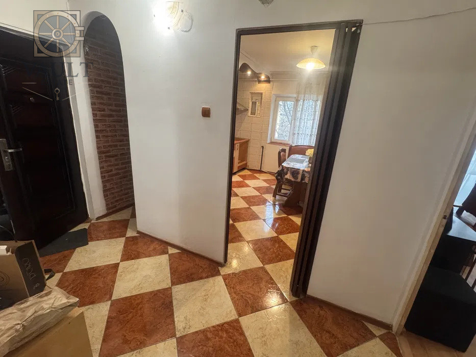 APARTAMENT 3 CAMERE-PETRE ISPIRESCU-SEBASTIAN-2 BAI-2 BALCOANE