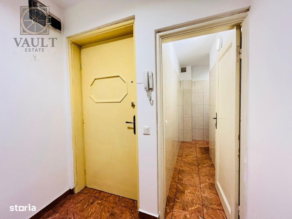 Garsoniera - DECOMANDATA - Centrala Proprie - Fara risc - VICTORIEI