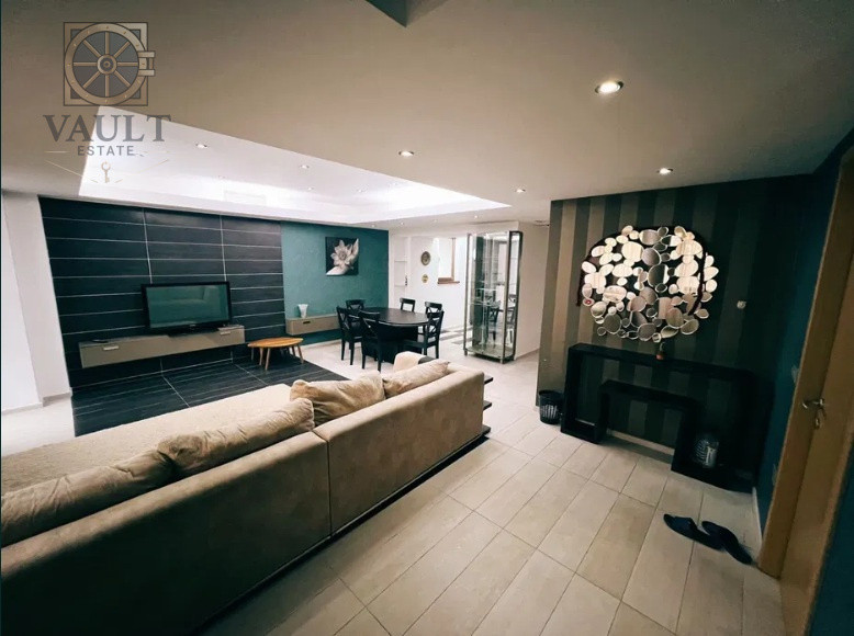 Apartament 3 camere - BLOC 2010 - zona OBOR