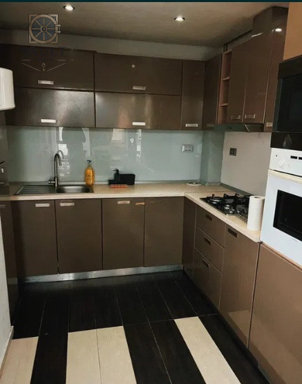 Apartament 3 camere - BLOC 2010 - zona OBOR