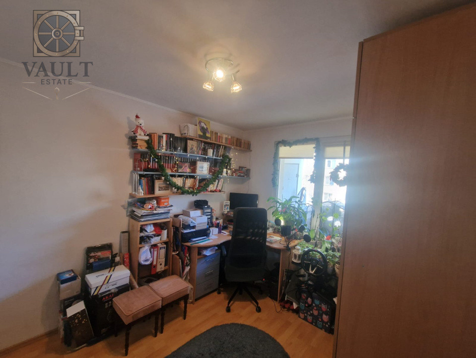 4 CAMERE - ARENA NATIONALA - CERNAUTI