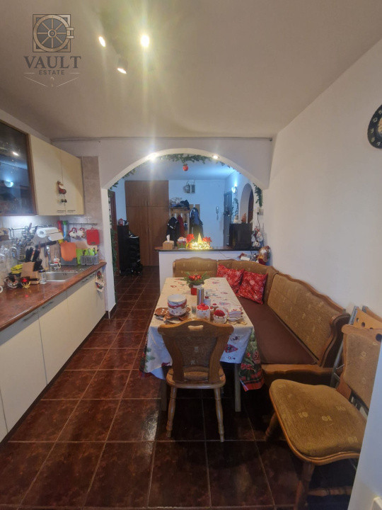 4 CAMERE - ARENA NATIONALA - CERNAUTI