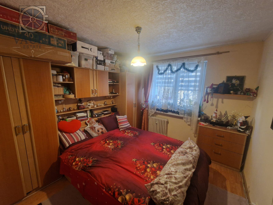 4 CAMERE - ARENA NATIONALA - CERNAUTI