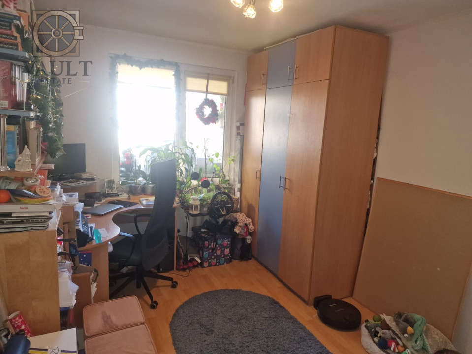 4 CAMERE - ARENA NATIONALA - CERNAUTI