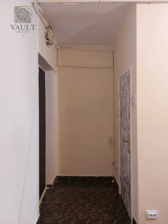 Garsoniera CF3 - Etaj 1 - Bloc Anvelopat - Baicului -