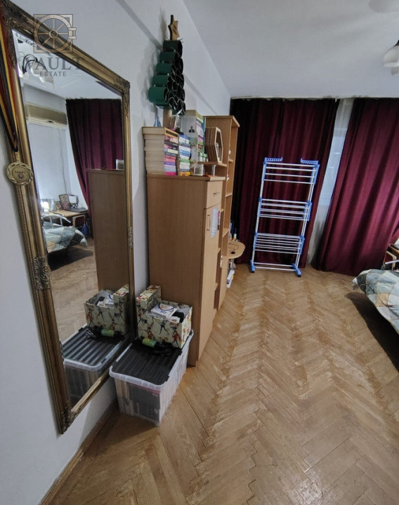 Apartament 3 camere Obor-Blocul ALMO