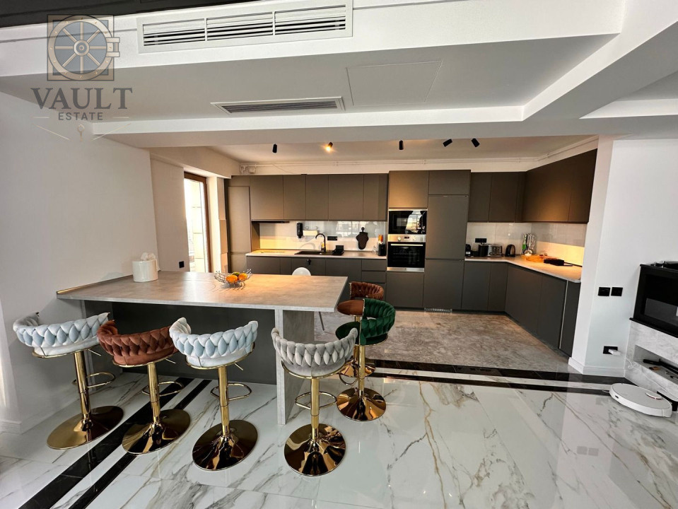 Rafinament la Înălțime - Penthouse de Vis în Centrul Bucureștiului