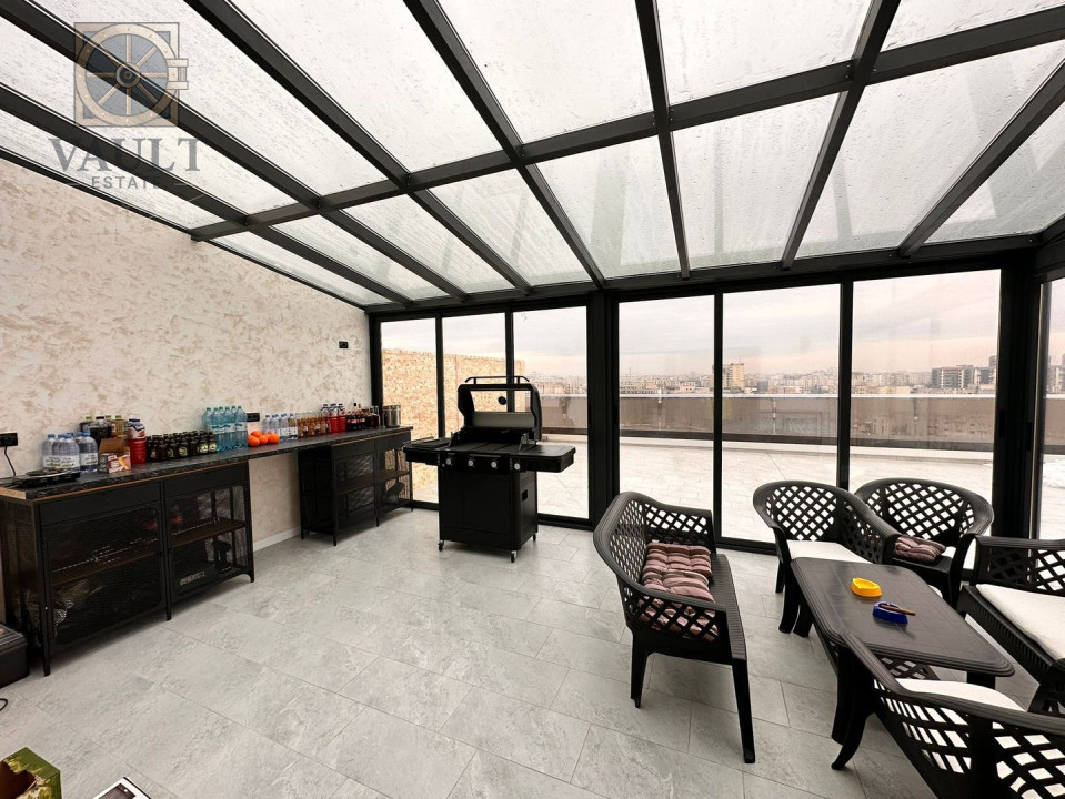 Rafinament la Înălțime - Penthouse de Vis în Centrul Bucureștiului