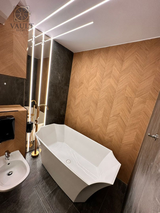 Rafinament la Înălțime - Penthouse de Vis în Centrul Bucureștiului