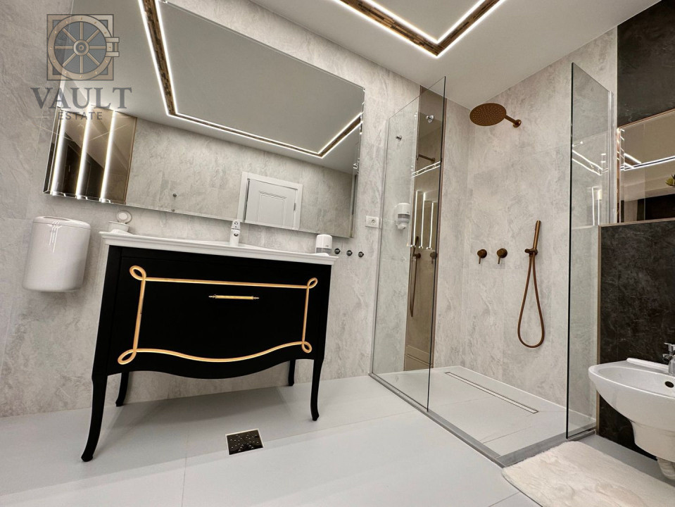 Rafinament la Înălțime - Penthouse de Vis în Centrul Bucureștiului