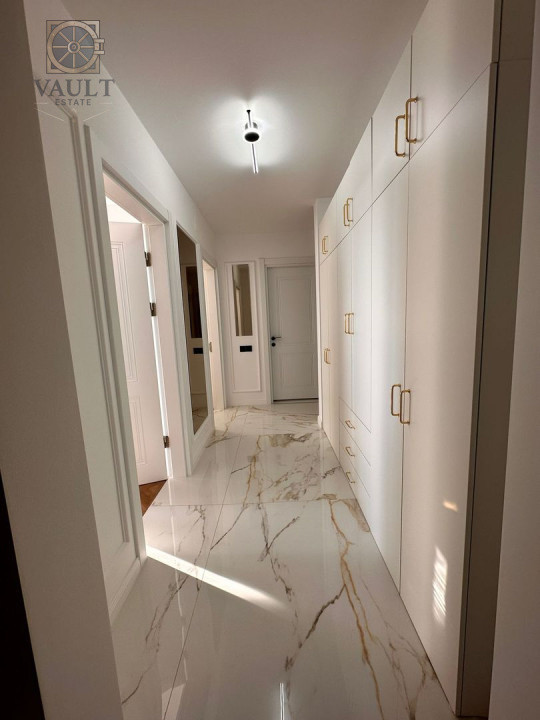 Rafinament la Înălțime - Penthouse de Vis în Centrul Bucureștiului