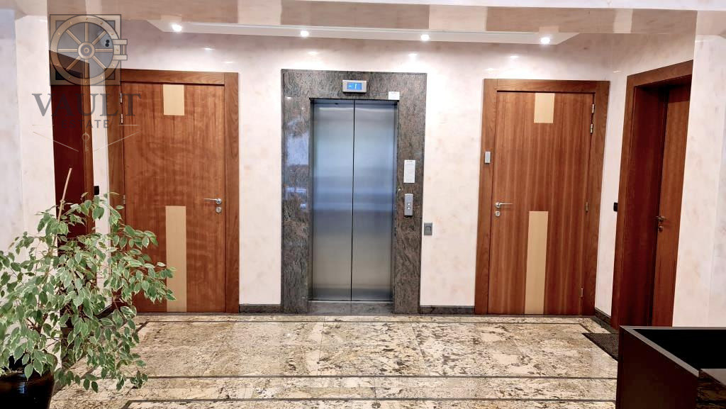 4 CAMERE - LUX - PRIMAVERII - JEAN MONNET