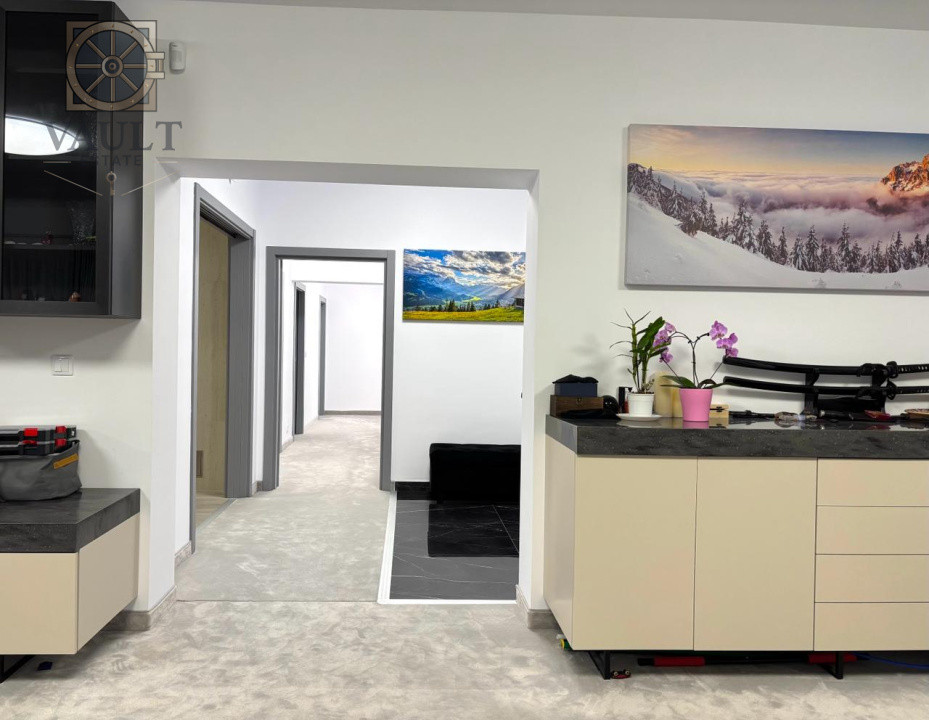 4 CAMERE - LUX - PRIMAVERII - JEAN MONNET