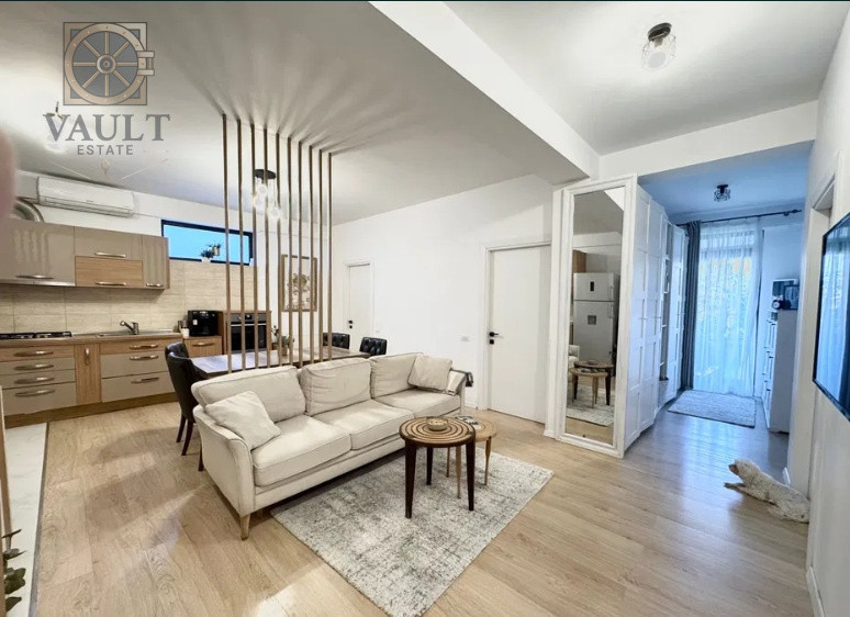 Apartament 4 camere cu CURTE - zona JIULUI 