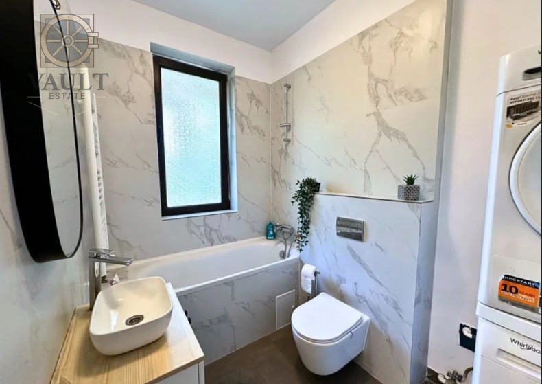 Apartament 4 camere cu CURTE - zona JIULUI 