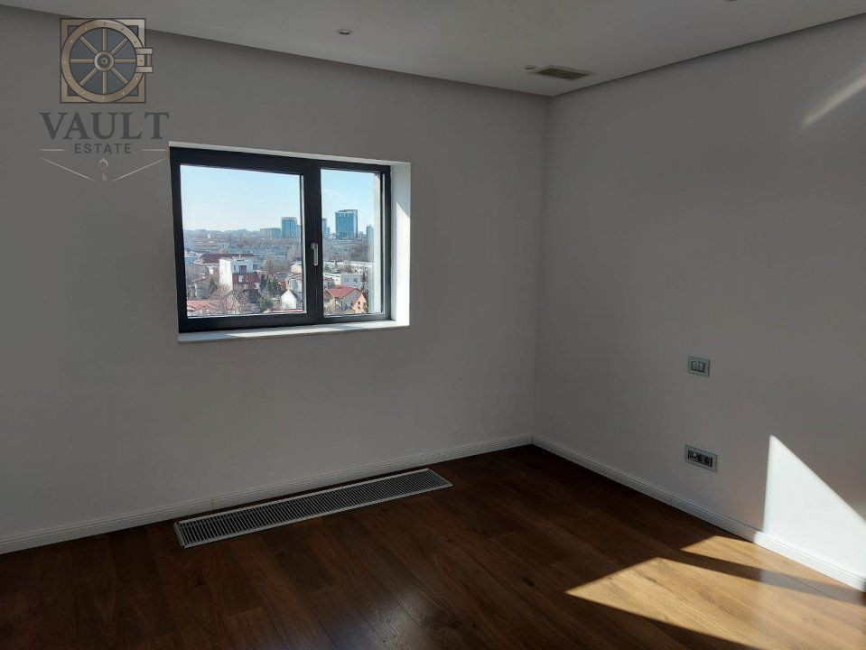 Cod P8590 - PENTHOUSE - LUX - VEDERE SPRE LAC 