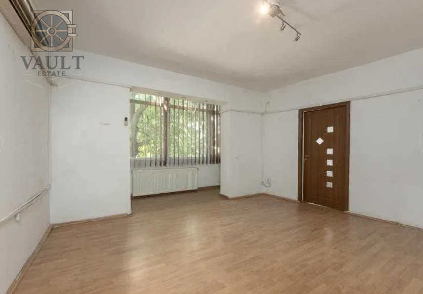 Apartament 3 camere - CENTRALA PROPRIE - zona MARASESTI 