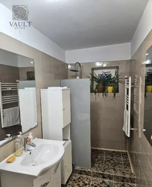 Apartament 4 camere Doamna Ghica-Centrala Proprie