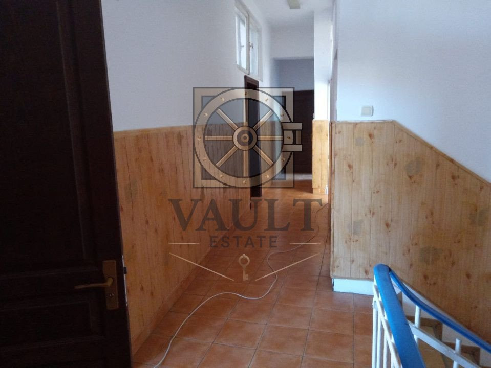 Casa INDIVIDUALA - S+P+1+M - 5 minute de metrou TINERETULUI