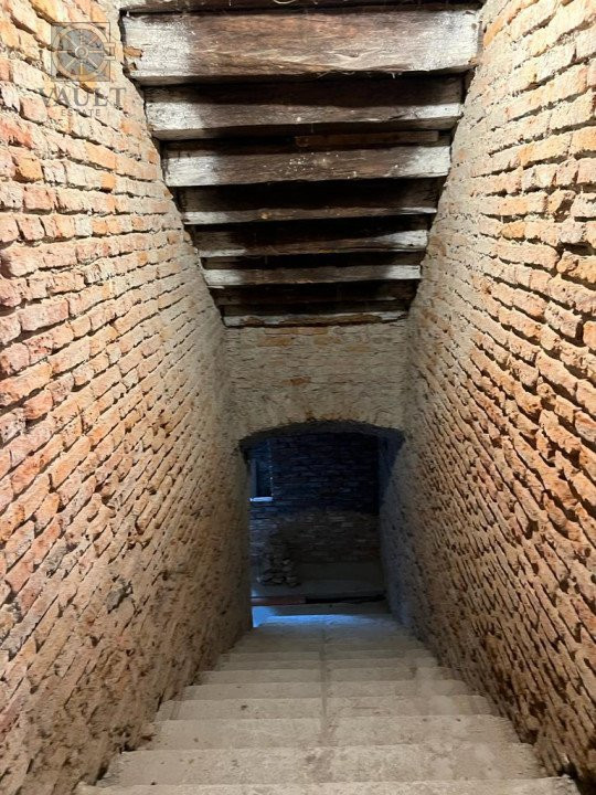 Bijuterie istorică transformată în lux modern: Proprietate unică în Sânpetru