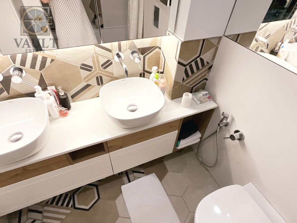 Apartament 4 camere - LUX - zona LACUL TEI