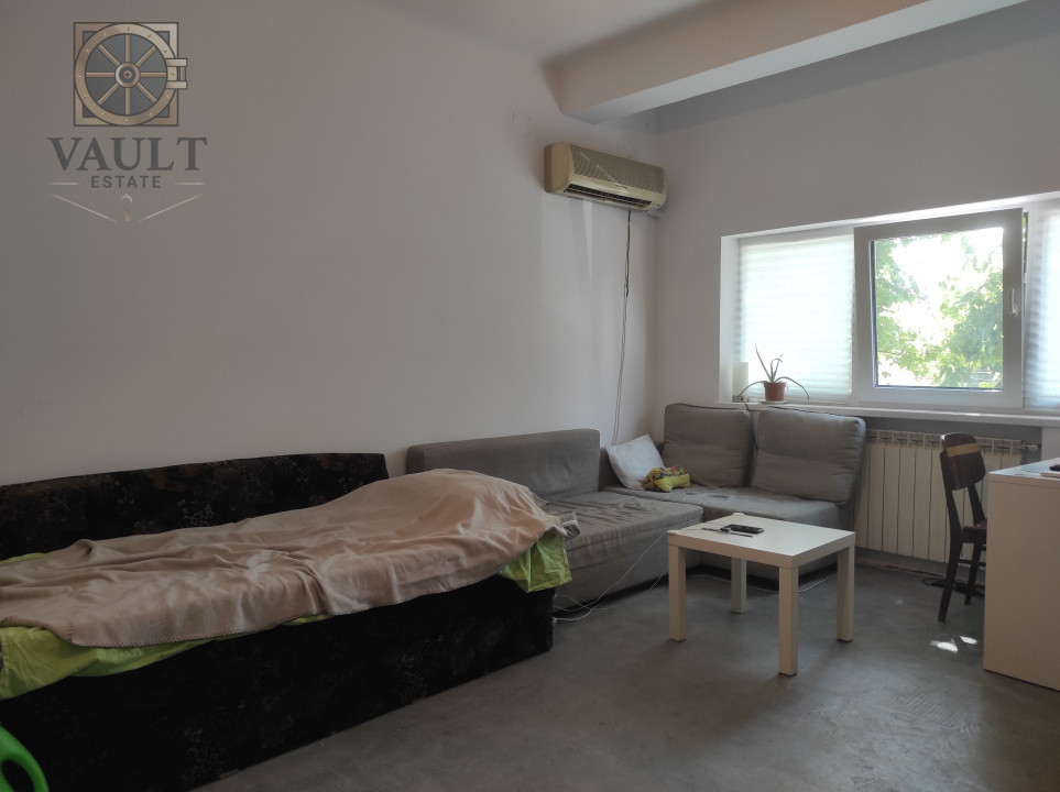 Apartament 4 camere  - BOXA INCLUSA - zona CALEA CALARASILOR / HALA TRAIAN 