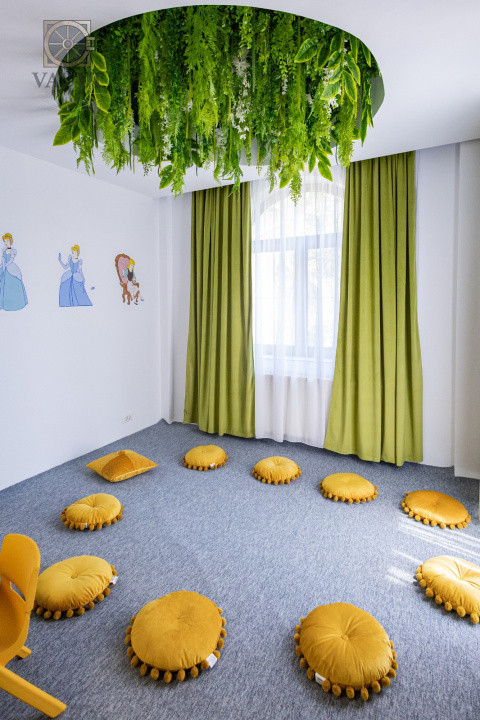 Vila de 12 camere - pretabila pentru gradinita/cantina/cofetarie  - Parcul Carol