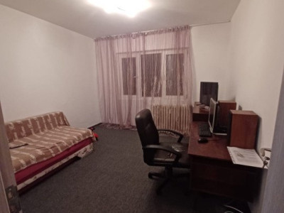 Apartament 3 camere - Pantelimon 