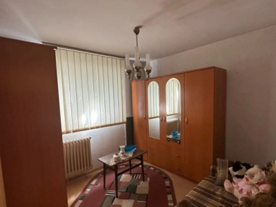 Apartament 3 camere Piata Progresul