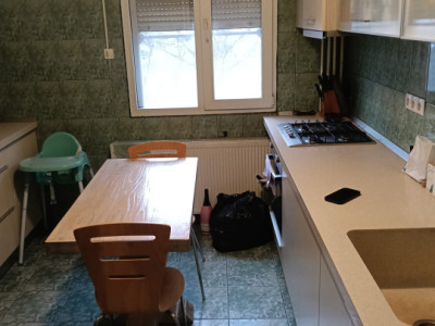 Apartament 3 camere - 63mp-Ozana 