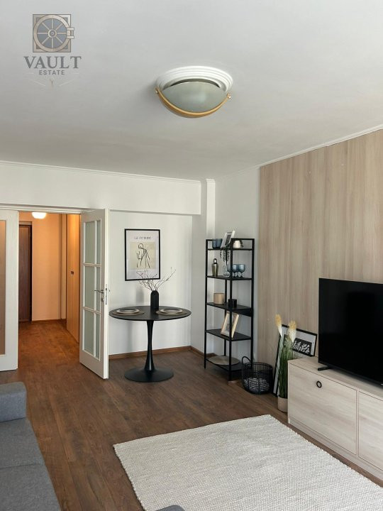 Apartament 2 Camere - Decomandat - Vedere la Dambovita - Splaiul Unirii