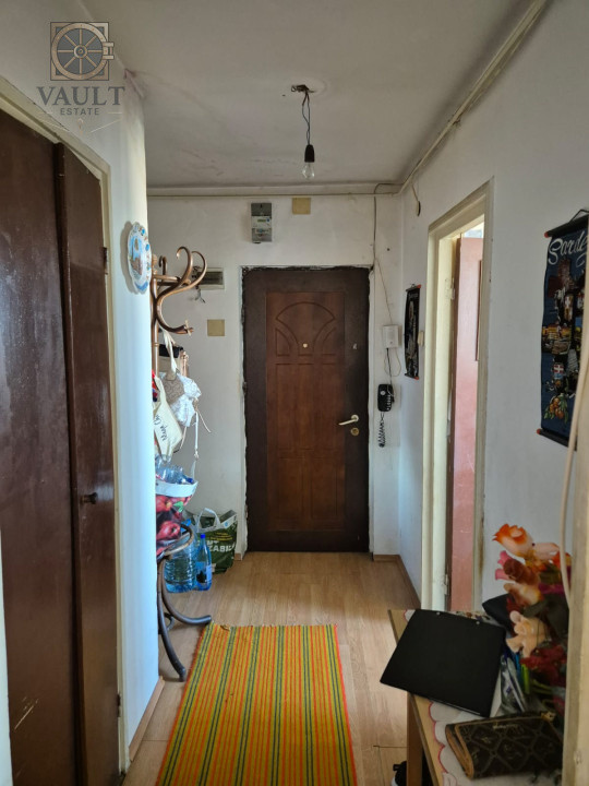 Apartament 3 Camere - DE RENOVAT - Obor  U3 