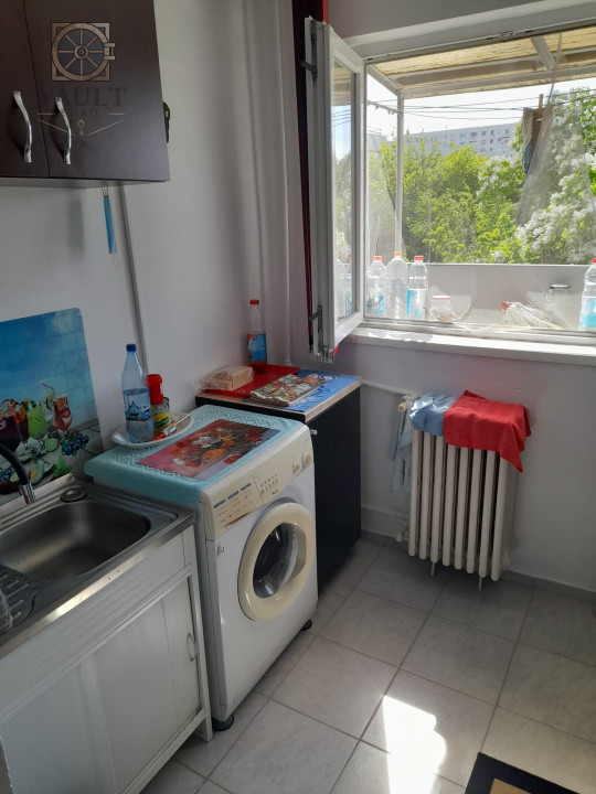 GARSONIERA 16MP -THEODOR PALLADY