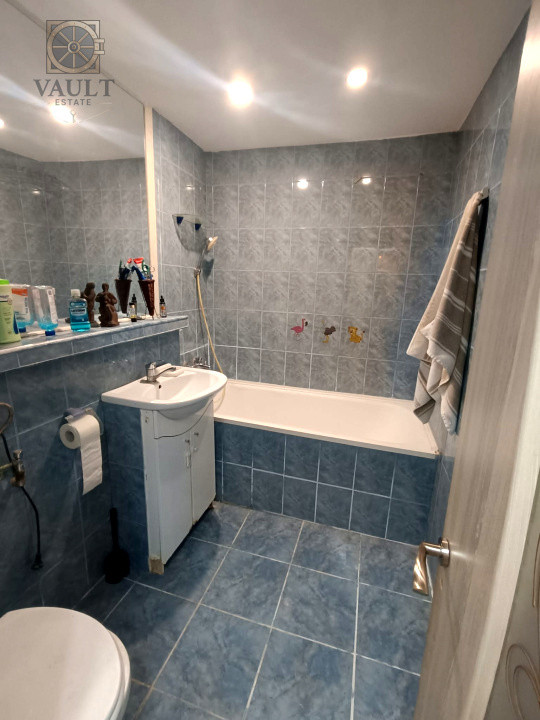 APARTAMENT 3 CAMERE  SPATIOS, M.BRAVU LANGA KAUFLAND  SI INTERSECTIA VITAN