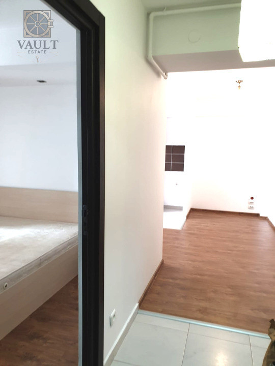 APARTAMENT 2 CAMERE RENOVAT ,CU CENTRALA PROPRIE- VITAN BARZESTI