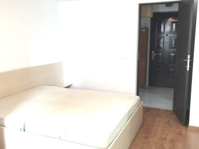 APARTAMENT 2 CAMERE RENOVAT ,CU CENTRALA PROPRIE- VITAN BARZESTI