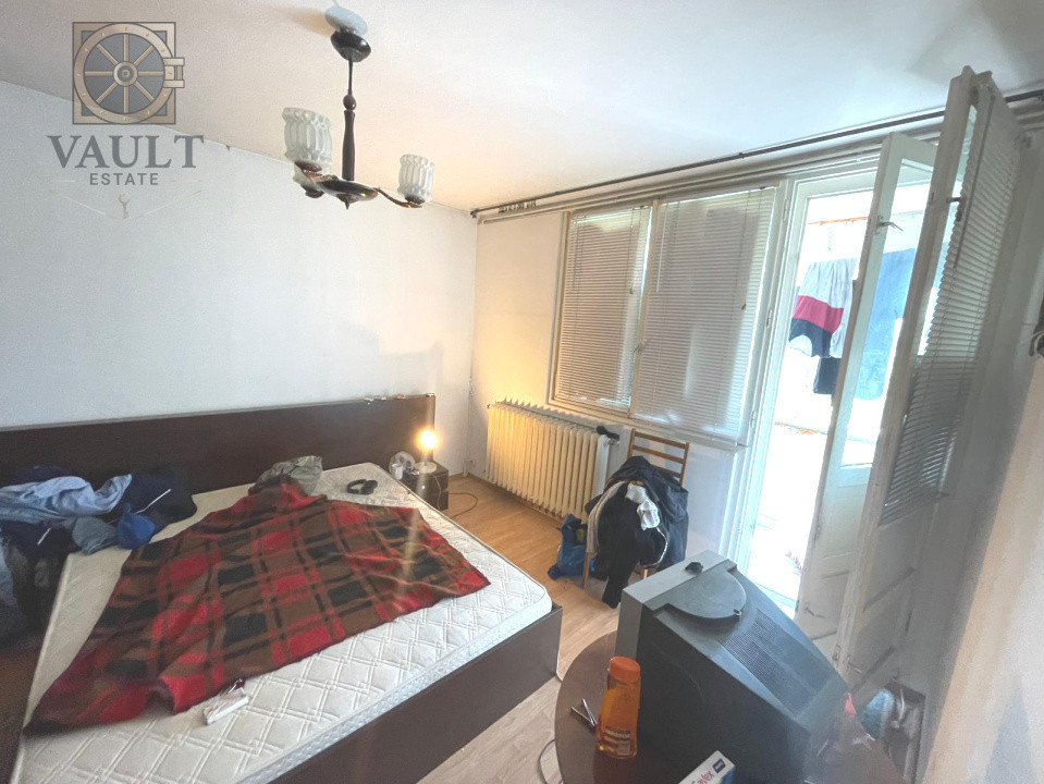 APARTAMENT 4 CAMERE-  CENTRALA TERMICA  - 1 Decembrie 1918