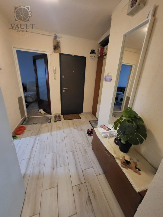 APARTAMENT 3 CAMERE-RAHOVA-BARCA-DECOMANDAT-BOXA-BLOC REABILITAT