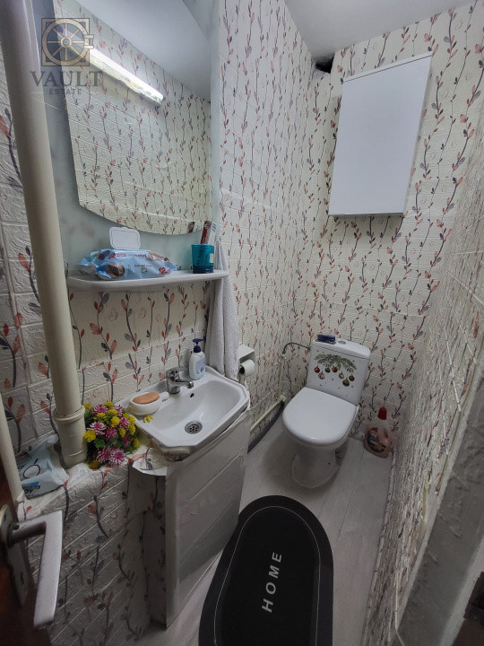 APARTAMENT 3 CAMERE-RAHOVA-BARCA-DECOMANDAT-BOXA-BLOC REABILITAT