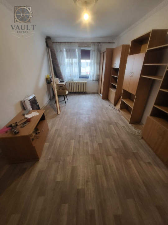 APARTAMENT 3 CAMERE-RAHOVA-DUMBRAVA NOUA-BARCA-DECOMANDAT