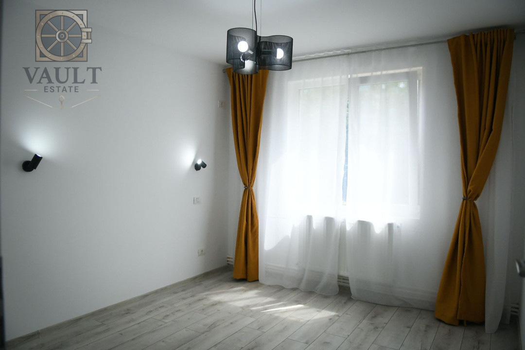 APARTAMENT 3 CAMERE-TRAFIC GREU-NASAUD-CENTRALA-DECOMANDAT