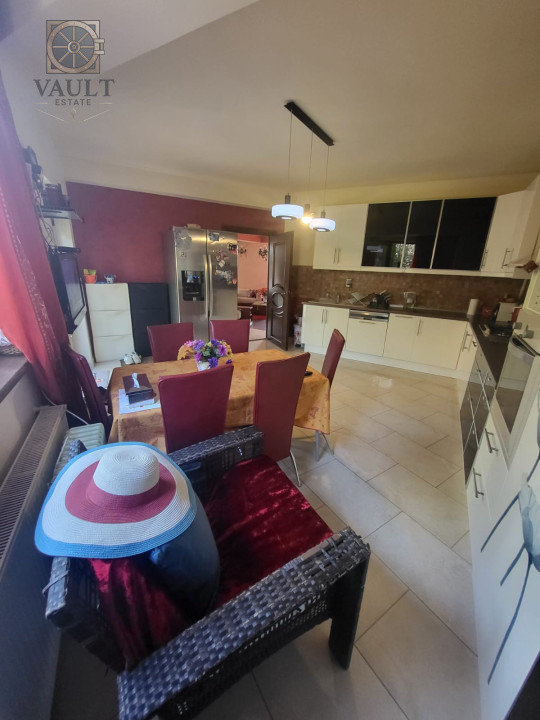 CASA INDIVIDUALA-PANTELIMON-8 CAMERE-CURTE-5 BAI-2 LOCURI PARCARE