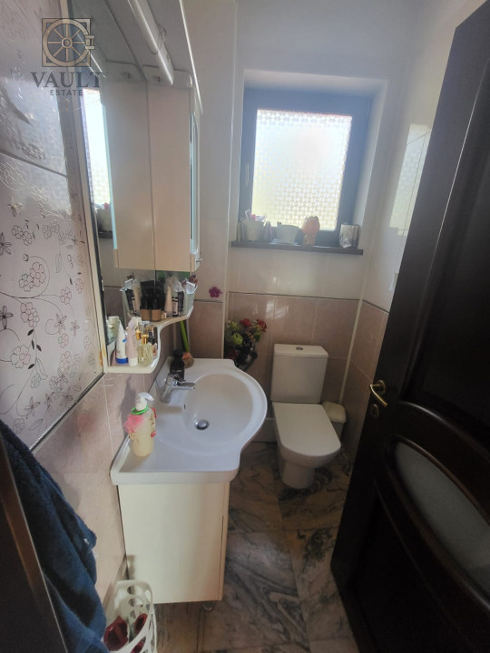 CASA INDIVIDUALA-PANTELIMON-8 CAMERE-CURTE-5 BAI-2 LOCURI PARCARE