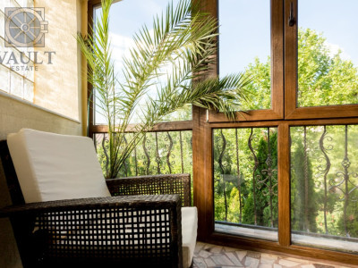 CASA INDIVIDUALA-PANTELIMON-8 CAMERE-CURTE-5 BAI-2 LOCURI PARCARE