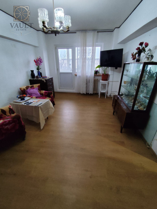 APARTAMENT 3 CAMERE-TRAFIC GREU-ELECTROMAGNETICA-2 BAI-REABILITAT