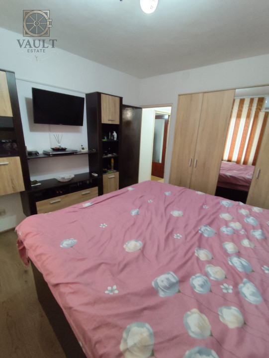 APARTAMENT 3 CAMERE-TRAFIC GREU-ELECTROMAGNETICA-2 BAI-REABILITAT